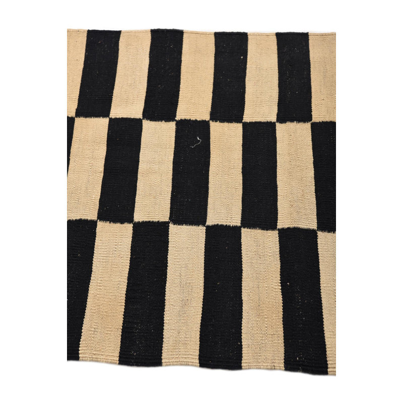 Tapis noir et blanc Mulloy