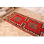 Tapis de couloir turc antique dans des tons de rouge riche fabriqué à la main avec un design authentique de laine anatolienne