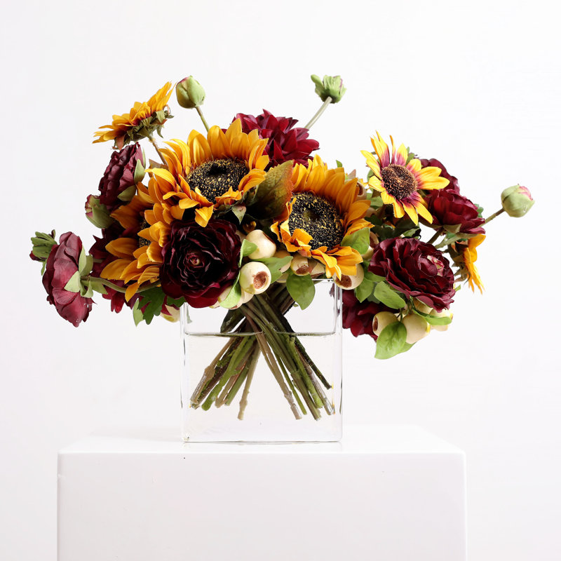 Bouquet de fleurs dans un vase en verre Bourgogne Dahlia & Golden Sunflower Fall