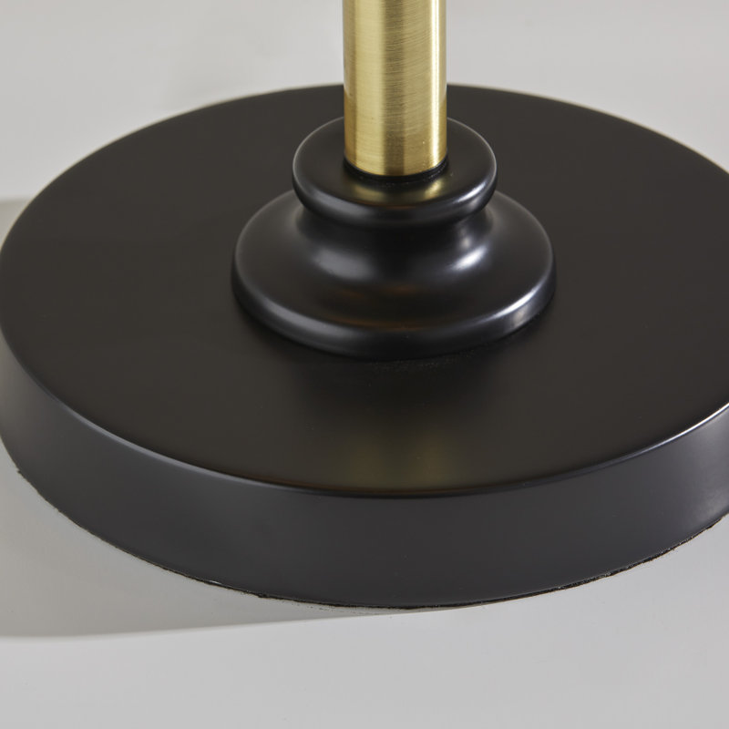 Damin Metal Table Lamp