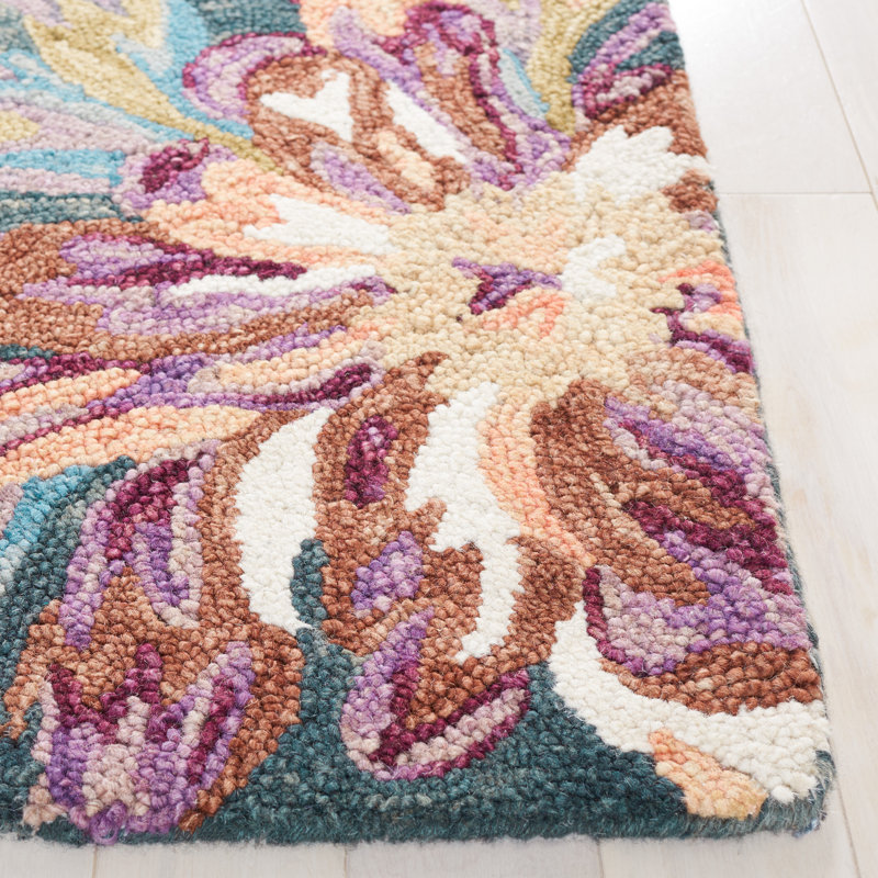 Kannin Hand Tufted Wool/Cotton Floral Rug in Gray/Violet, Rectangle 5' x 8'