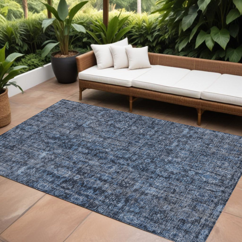 Tapis intérieur / extérieur damassé bleu et noir 10 pi x 14 pi