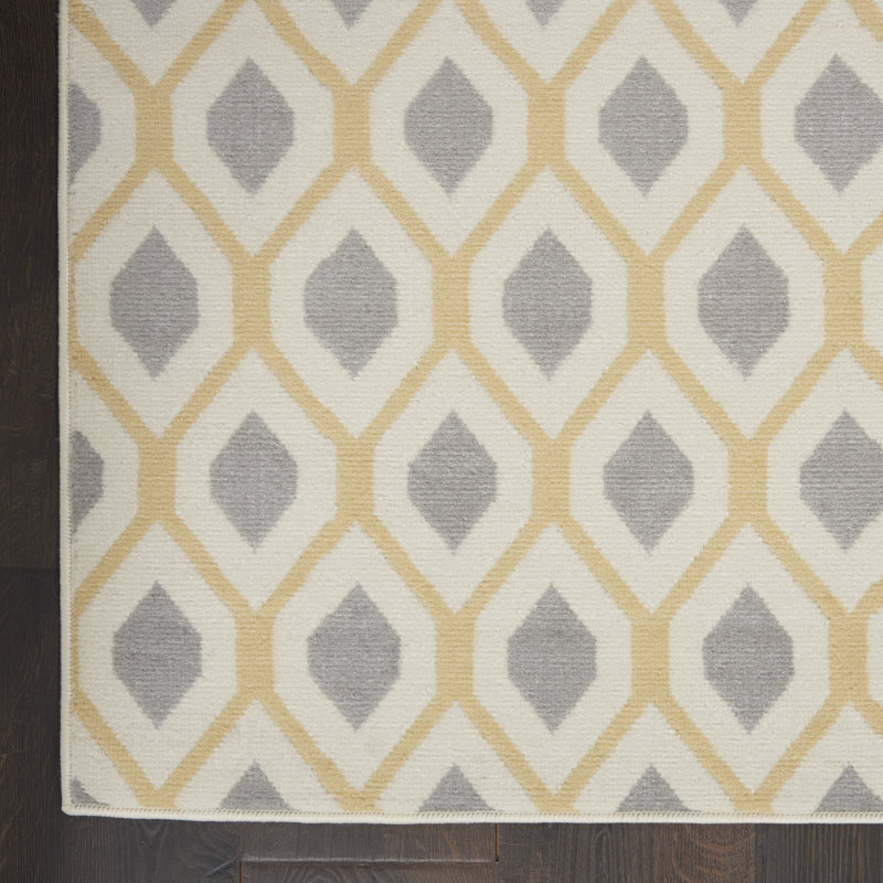 Kacei Geometric Indoor Rug, Rectangle 5'3" x 7'3"