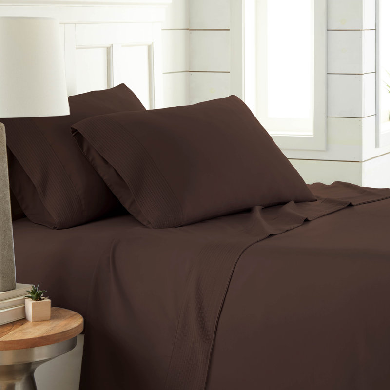 Vilano Springs Extra Deep Pocket Bed Sheet Set with Pleated Hem, Easy care, Pet Hair Resistant, Chocolate Brown