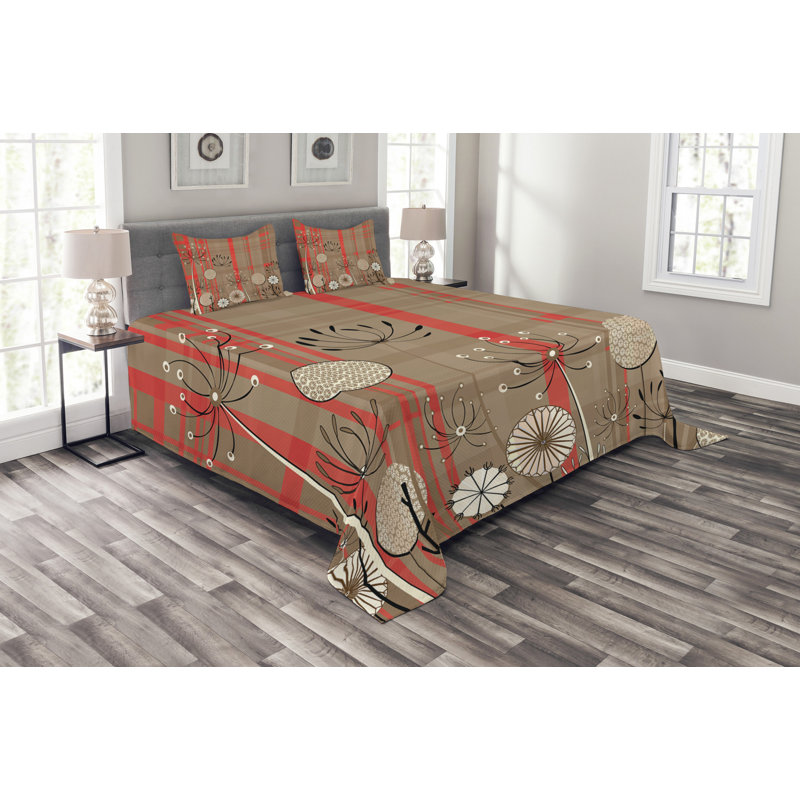 Abstract Bedspread with Pillow Shams, 220 x 264 cm