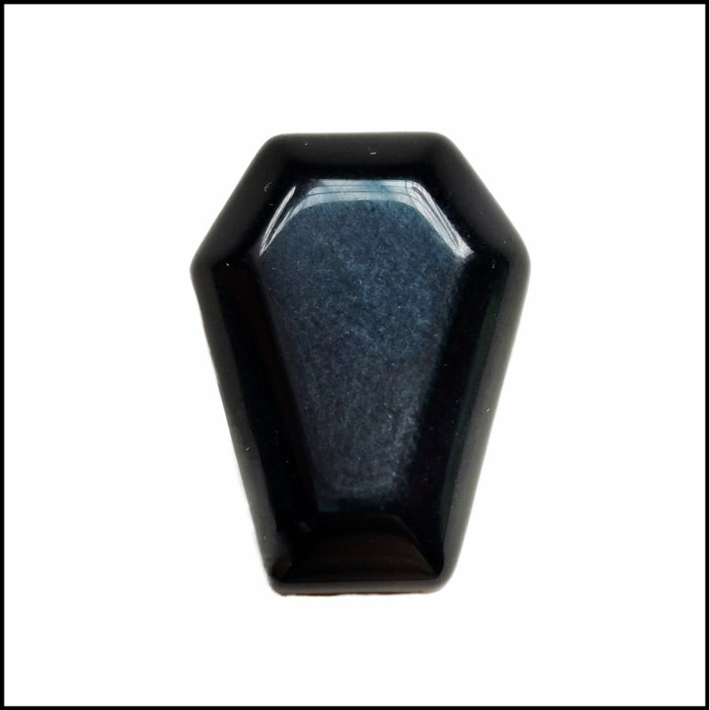 Mini-luminaire suspendu en forme de cercueil en cristal naturel pour une décoration d'Halloween élégante et toute l'année