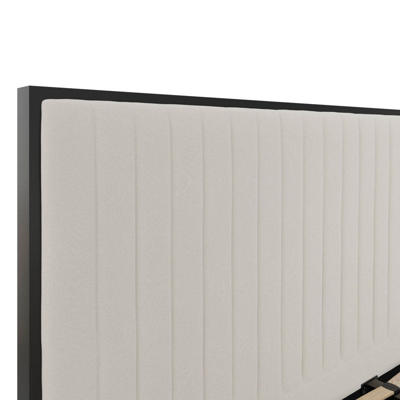 BERKELEY UPHOLSTERED BED, Double (4'6)
