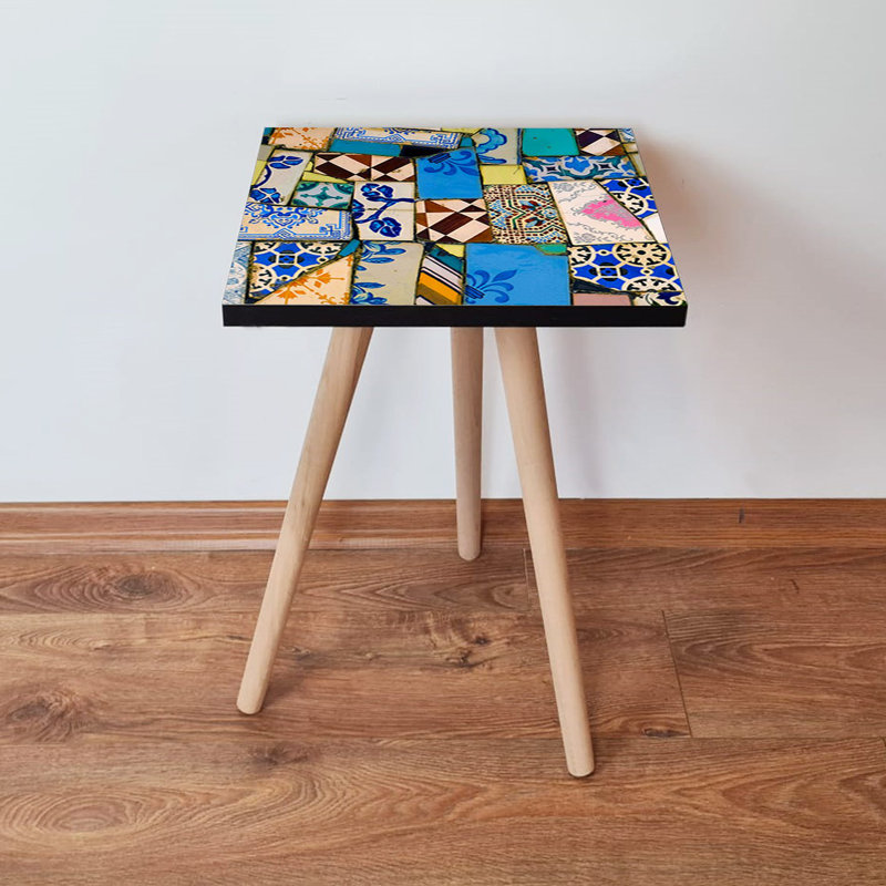 Table d'appoint bohémienne avec pieds en bois de hêtre, 13,8 x 16,5 x 13,8 pouces | 100% panneau de fibres à densité moyenne, épaisseur: 0,7 pouce | Conception patchwork unique, parfaite pour le décor du salon et de la chambre à coucher, pièce décorative élégante et fonctionnelle