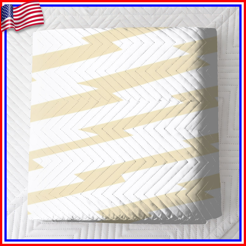 Beige Zigzag Lines Quilted Bedspread All Sizes, Full / Double