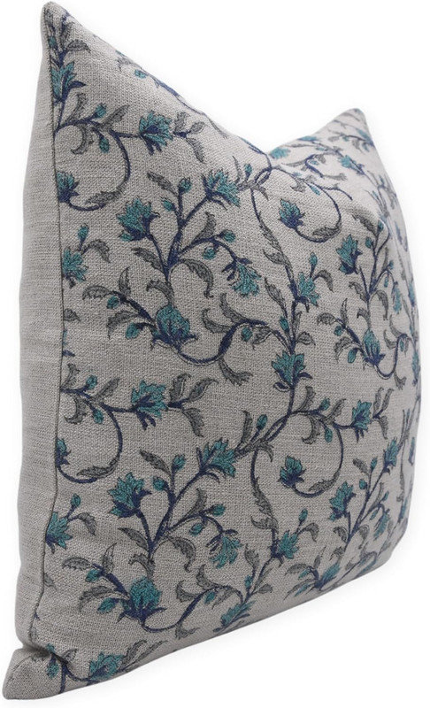 Linen Lumbar Indoor/Outdoor Pillow Cover, 14" x 20", Blue Floral 1