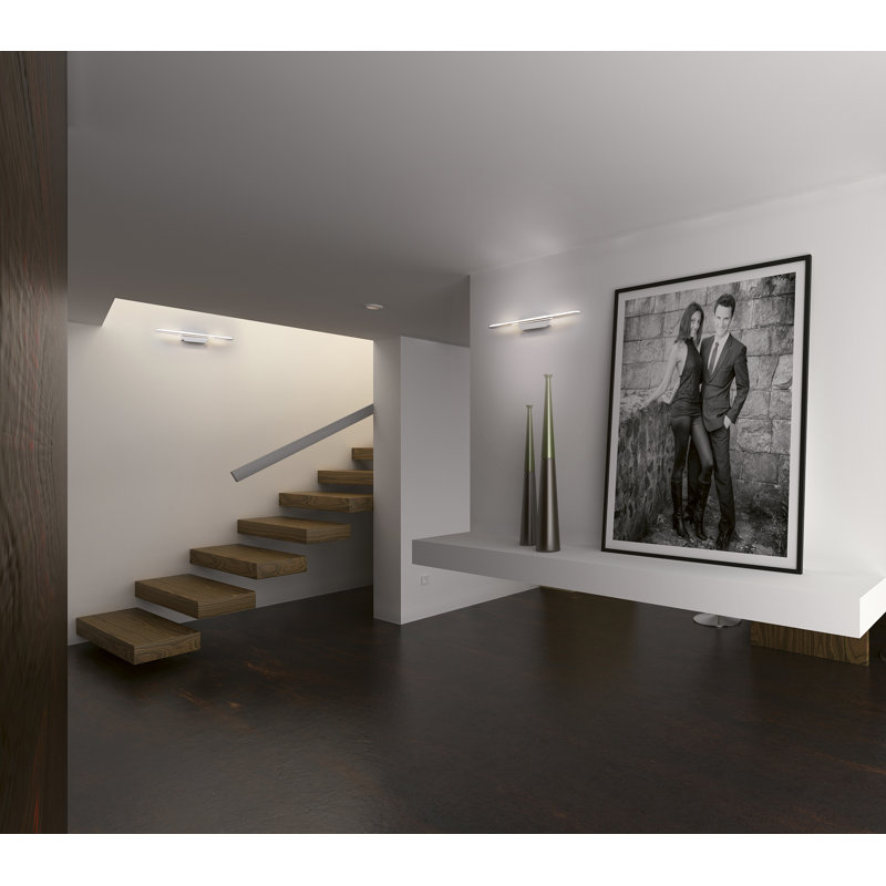 Tratto LED Armed Sconce, White