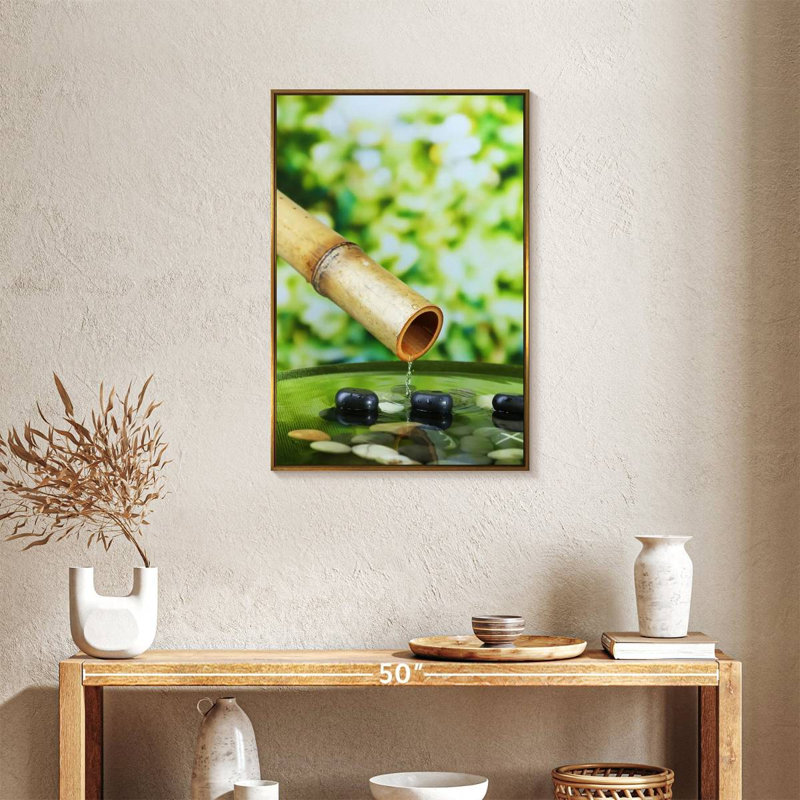 Fontaine en bambou, Floating Frame Gold, 21 po x 31 po