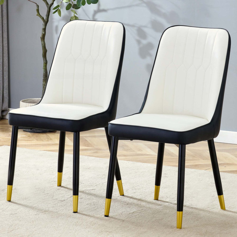 Chaises de salle à manger modernes, équipées de coussins de dossier en similicuir et de pieds en métal noir, idéales pour les restaurants, les cuisines et les chambres à coucher. Ensemble de 8 pièces (noir + similicuir)