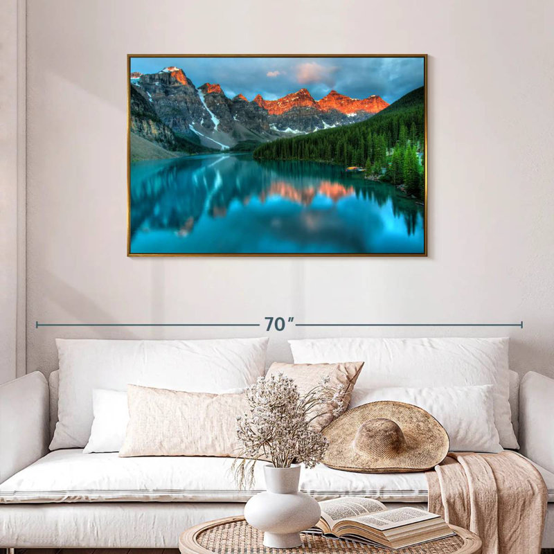 Tranquil Moraine Lake, Cadre flottant doré, 43 po x 29 po