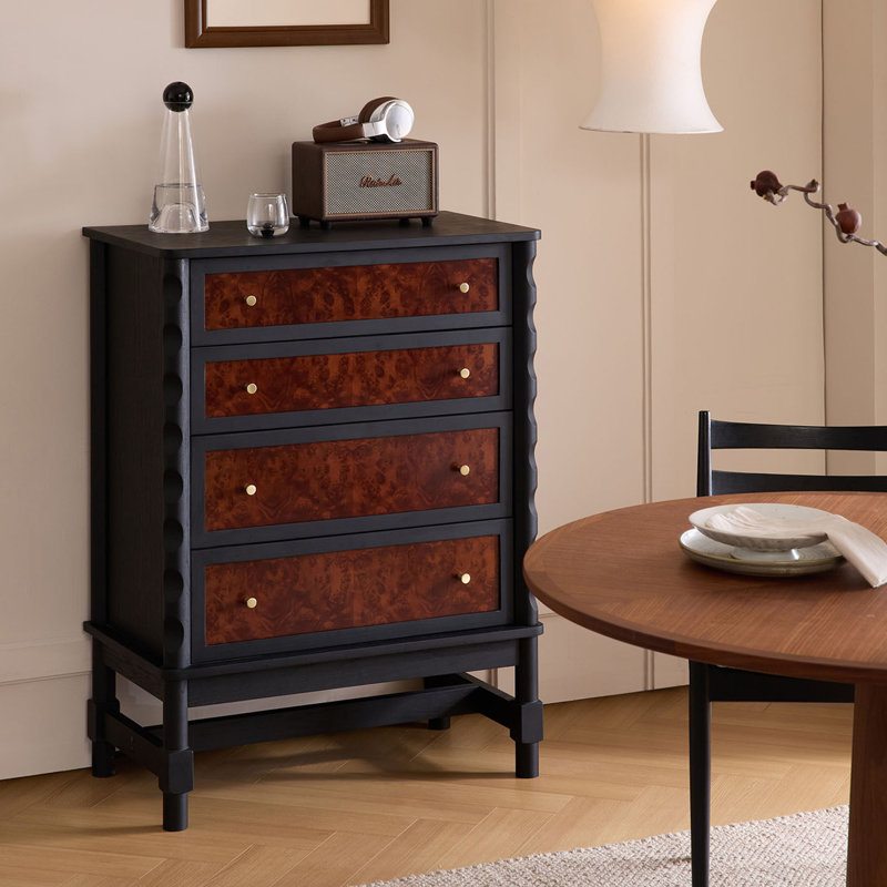 Commode d'appoint de style rétro français