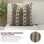 Housse de coussin à motif floral fabriqué à la main Fabividine, Laxmi Bordar-110562927