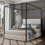 Lit à baldaquin en métal à baldaquin avec tête de lit haute rembourrée pour un confort luxueux et une allure de chambre à coucher moderne.