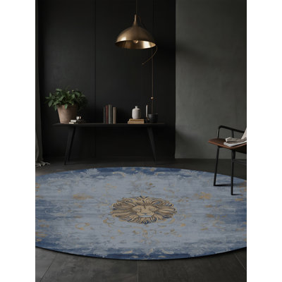 Tapis gris soyeux et moelleux