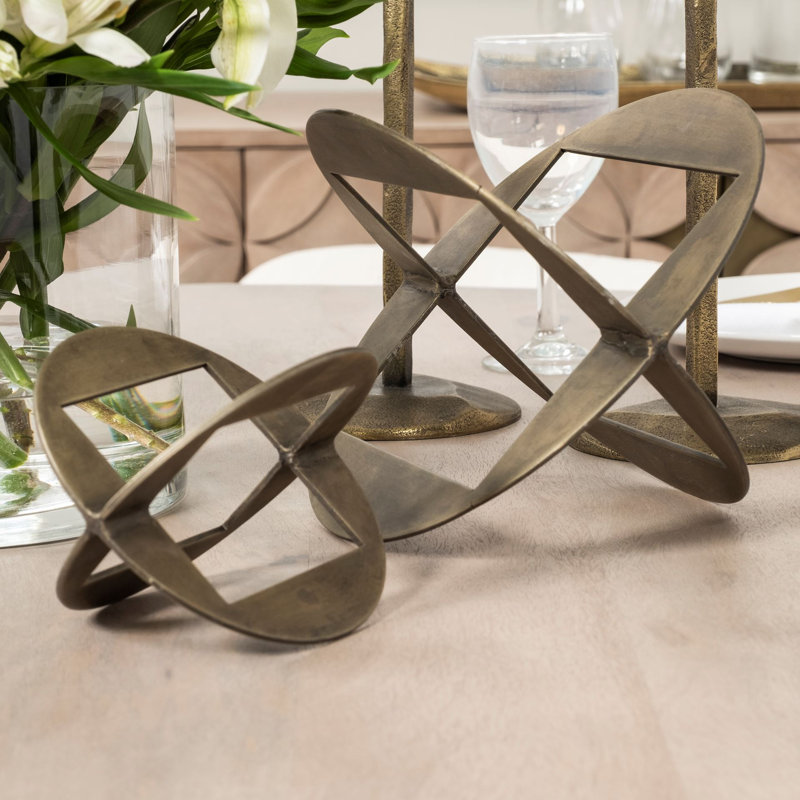 68664 -Cusco Ii (Large), 5.5" H x 5" W x 5" D, Gold