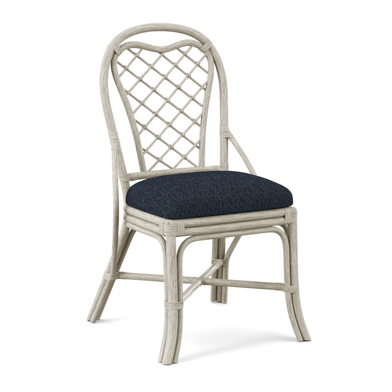 Chaise à dossier Trellis, Performance Crypton bleu marine; 0822-61, Blanc antique givré
