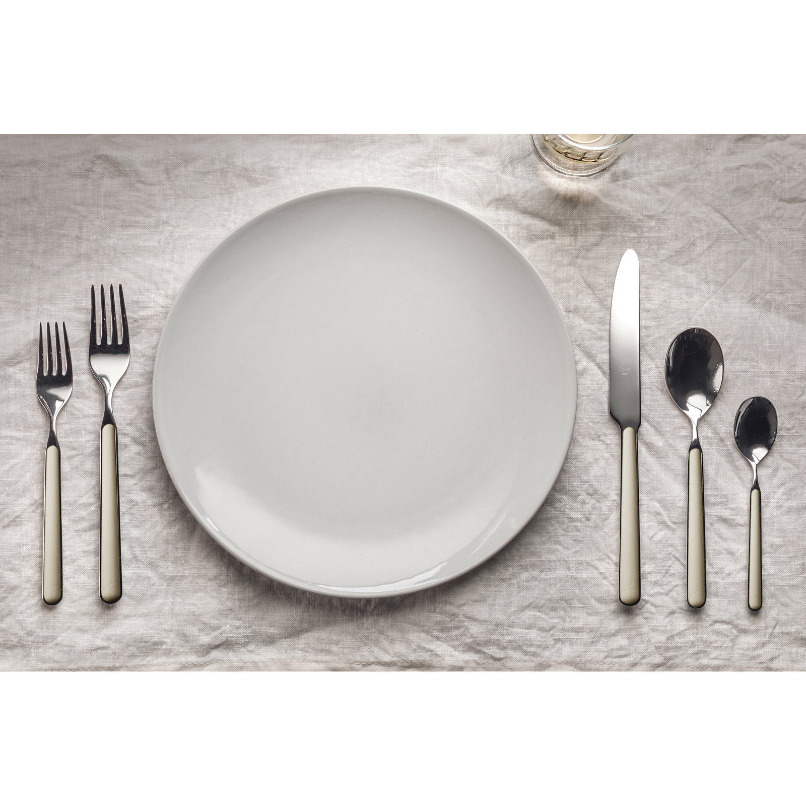 Fantasia Flatware Set - Service for 4, Turtle-Dove