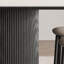 Ensemble de table de salle à manger moderne et simple en bois massif-109746056