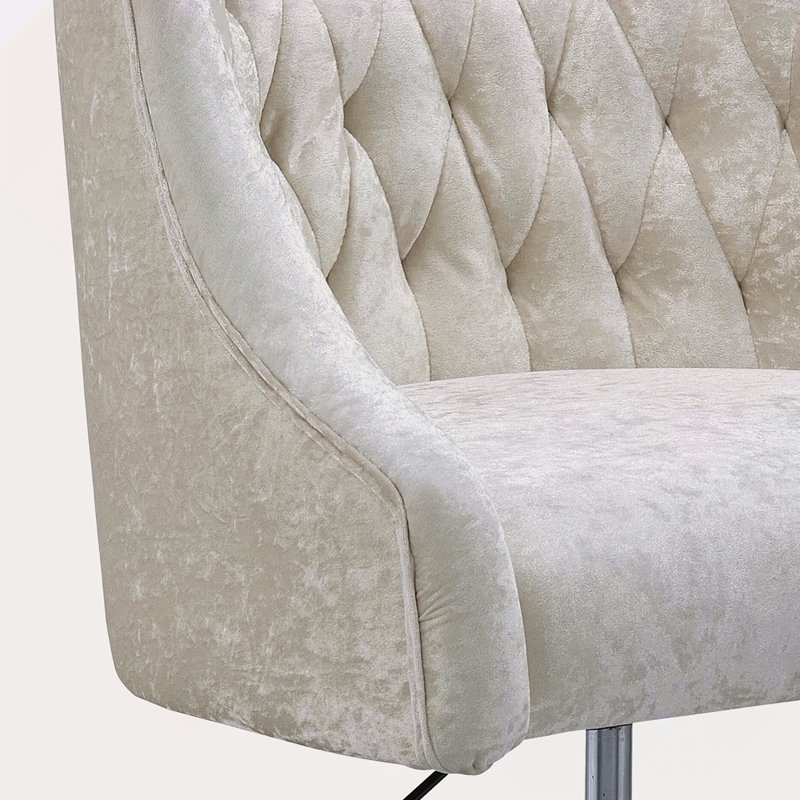 Chaise de bureau Vintage en velours crème et finition dorée