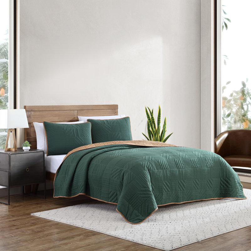 Full Reversible Brown and Green Microfiber Quilt Set