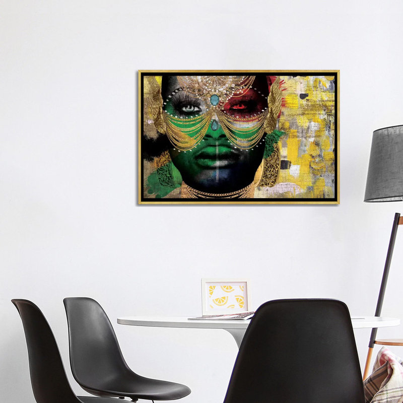 «Girl» par Nikki Chu - reproduction, H 26 po x l 40 po x 1,5 po, Encadrement doré