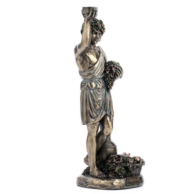 Dereyon People Statue