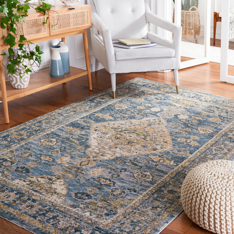 Valencia Performance Oriental Rug, Rectangle 4' x 6'2"