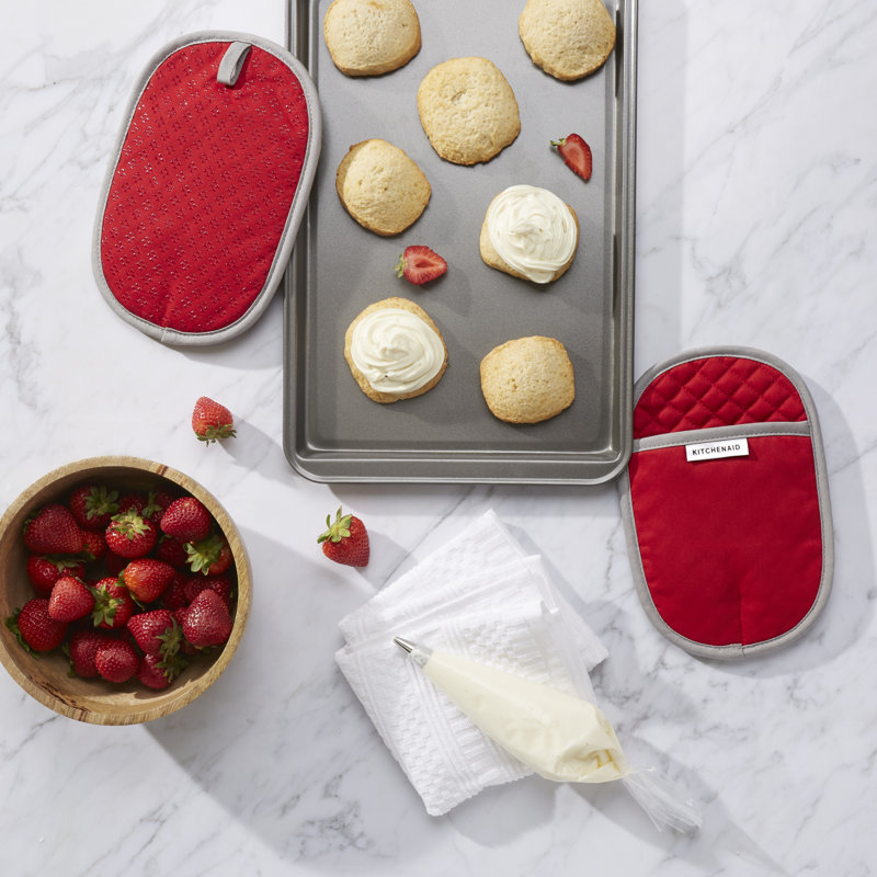 KitchenAid Asteroid Solid Diamond Potholder, Red, 6.5" W x 10" L