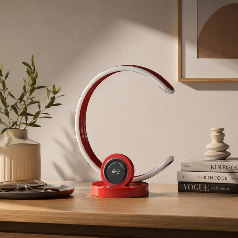 Lampe de table DEL moderne en forme de C de 33,7 cm (13,25 po) rouge vif avec port de chargement USB/sans fil et variateur tactile