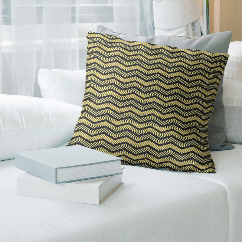 Coussin Rhonda, Duvet synthétique, H 18 po x l 18 po, Noir / Jaune