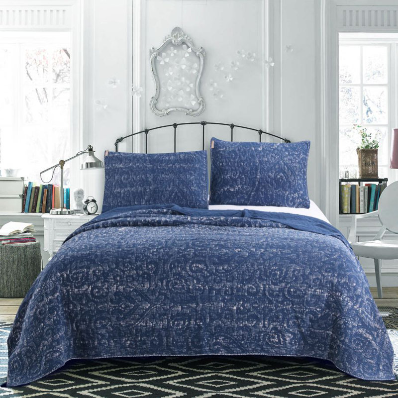 Modern & Contemporary Cotton Quilt, King Quilt + 2 King Shams, Navy/White