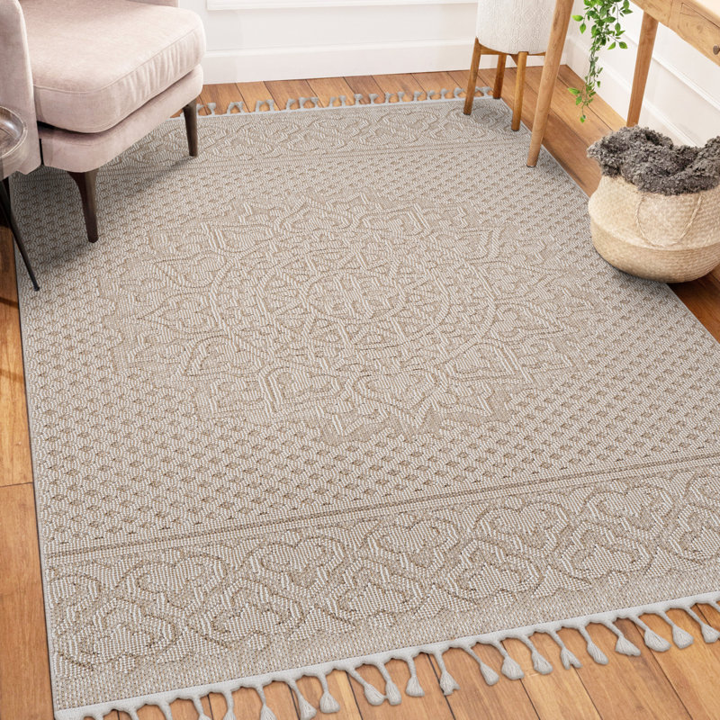 Collection Beige /Medallion Indoor/Outdoor Area Rug, Rectangle 5'3" x 7'6"