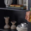 Buffet Mid-Century moderne en bois massif noir