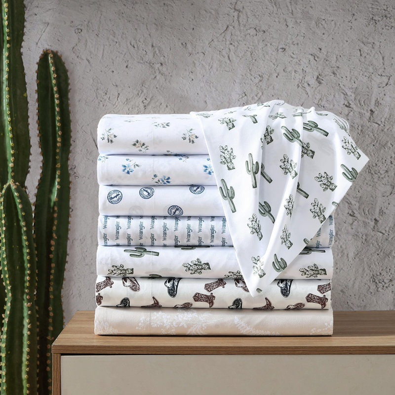 Wrangler Printed Cozy Novelty Sheet Sets, Queen Sheet Set with 2 Pillowcases, Sketchy Ditsy Blue
