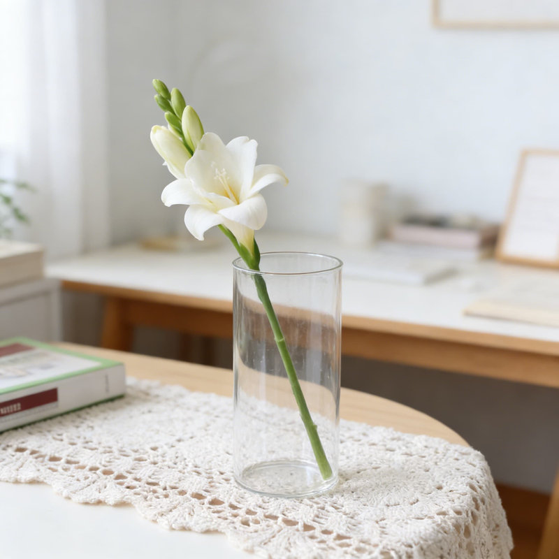 Ensemble de 12 vases en verre transparent