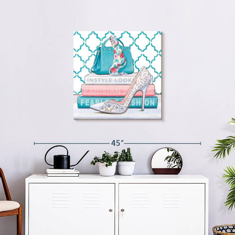 Shelfworth Fearless Fashion III, H 24 po x l 24 po
