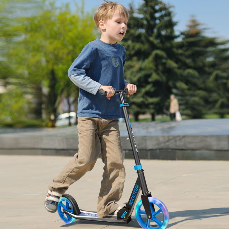 Runi Zoomie Kids Scooter