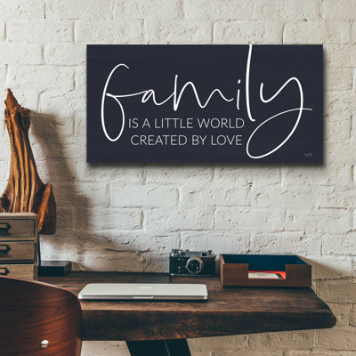 «Family Is…» par Lux + Me Designs, art mural en verre acrylique