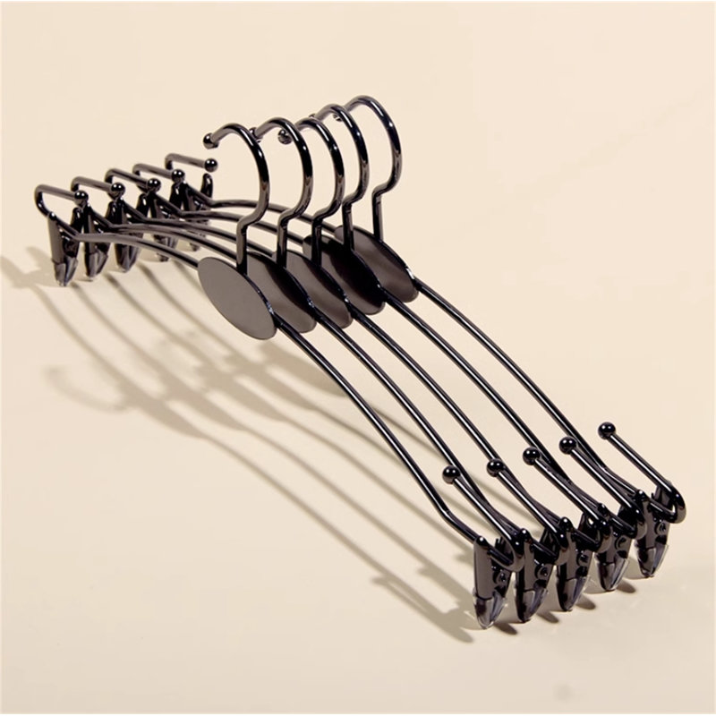 Cintre pour sous-vêtements en métal, 20