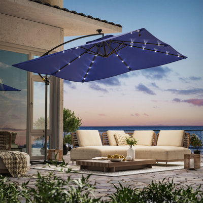 Parasol d'extérieur carré 8,2 x 8,2 pi Lannie