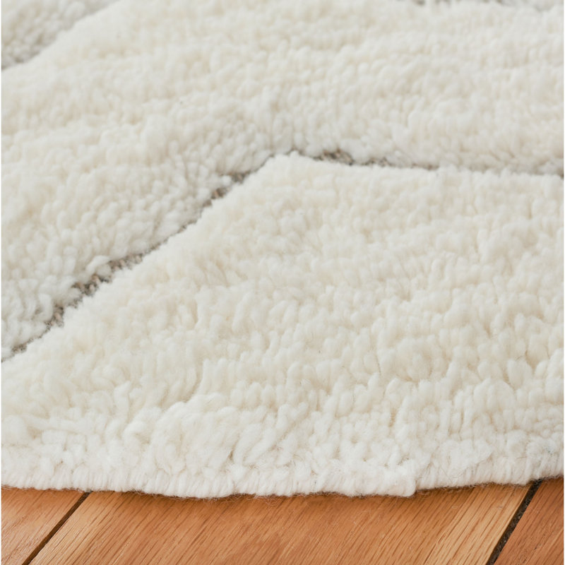 Henrie Geometric Indoor Rug, Round 6'
