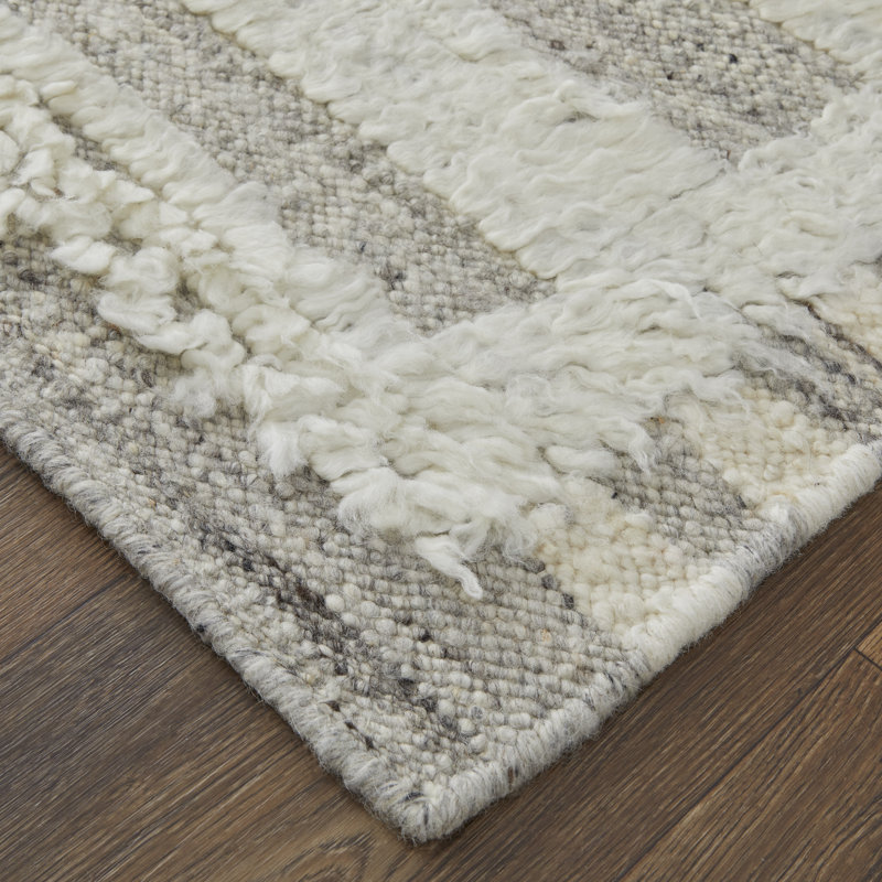 Ashby Wool Geometric Area Rug in Gray, Rectangle 3'6" x 5'6"