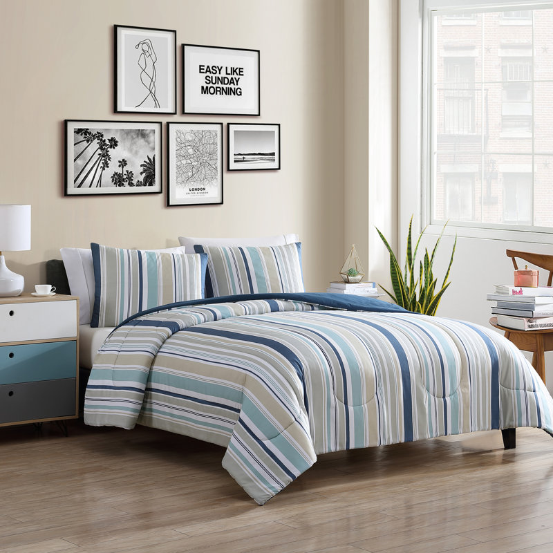 True Classics Comforter, Striped, King