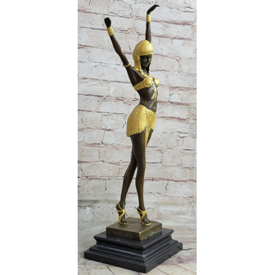 Figurine de sculpture en bronze signée Patina