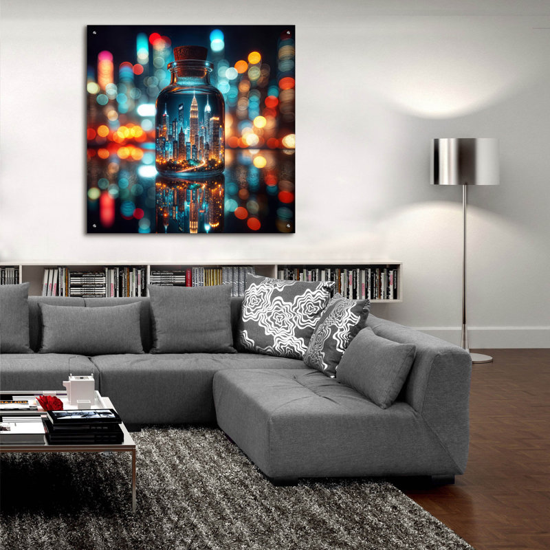 «City In The Bottle» par Rey Klimt, art mural en verre acrylique, H 24 po x l 24 po x P 0,2 po