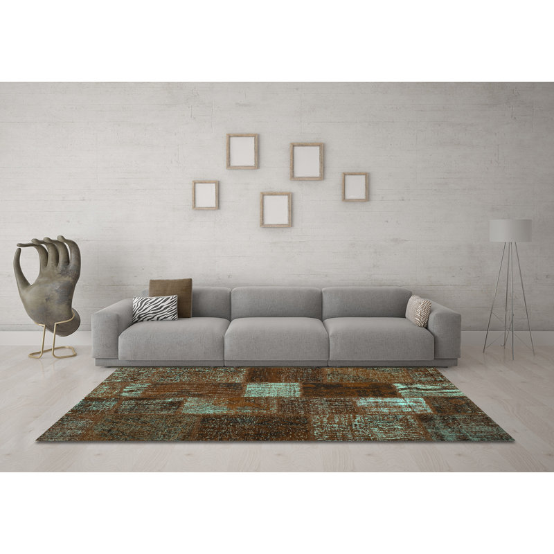 Tapis brun en chenille tissé à la machine Maudell, Carré de 6 pi